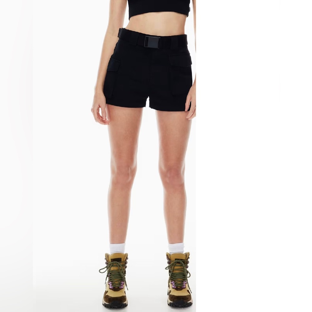 Aritzia Tna Cargo 3" Short High-Rise Black Utility Cargo Shorts with Belt Sz M